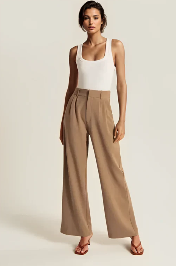 ALESSANDRA - Brown
Tailored Pants