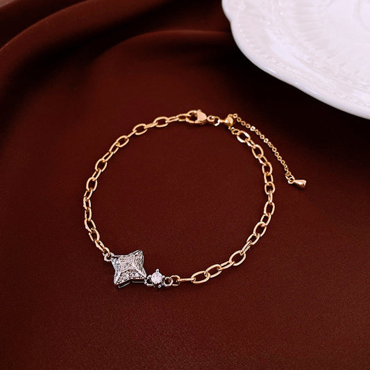 Stellar Link – Star Accent Chain Bracelet