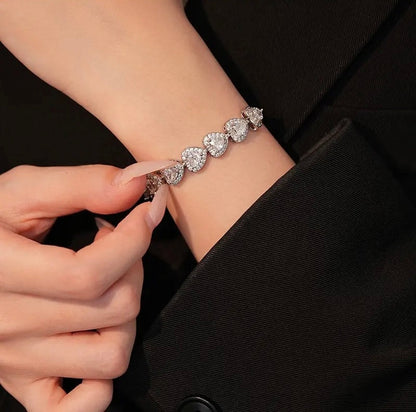 HERZ KRISTALL ARMBÄNDER