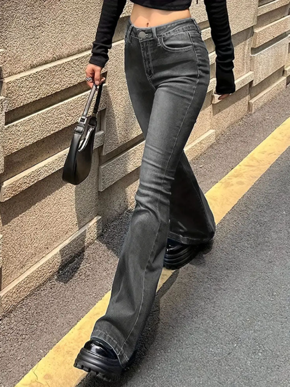 Violette - Flare Jeans