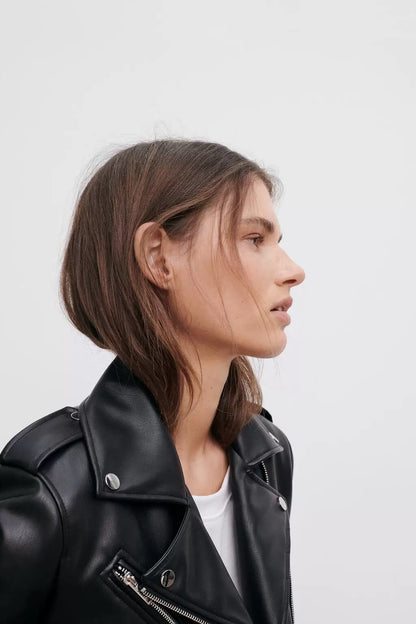 Klassische schwarze Bikerjacke