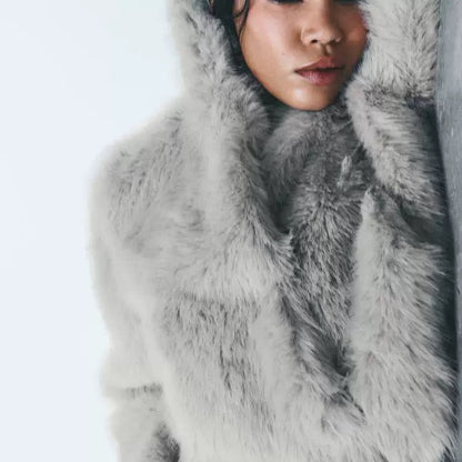 Kurzjacke aus weichem Kunstfell